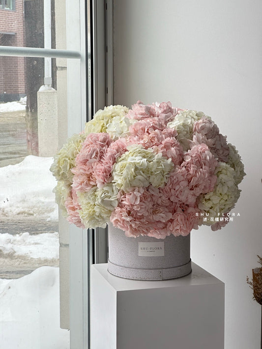 Hydrangea Hug Flower Box