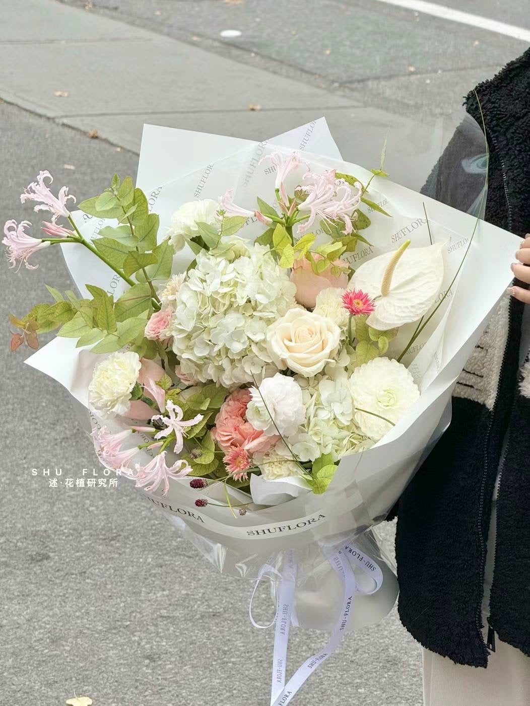 SHU FLORA Everyday Bouquet(Randomly Color)