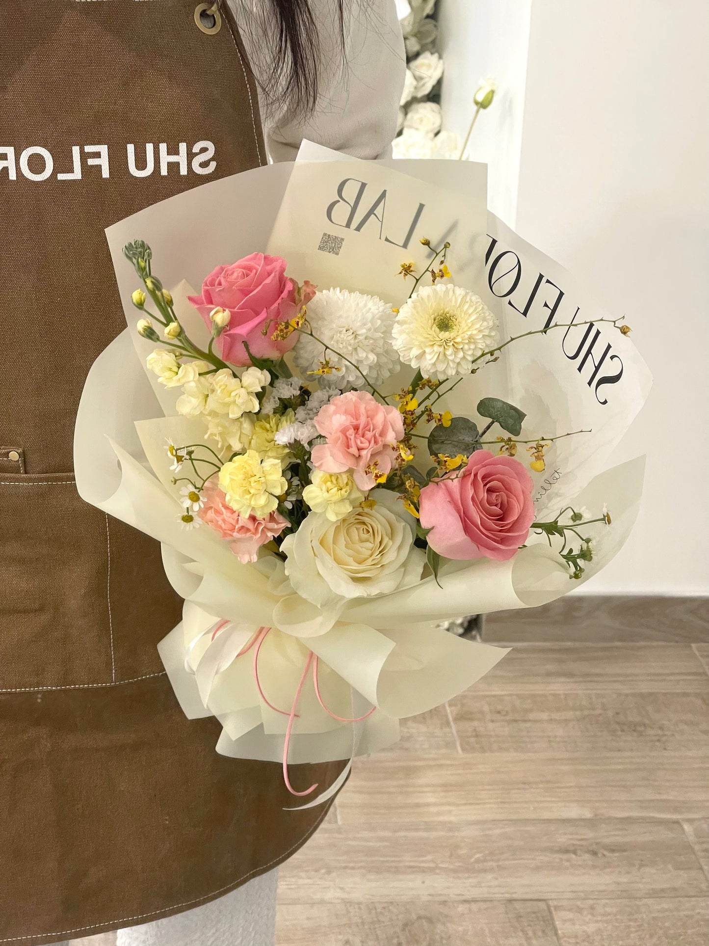 SHU FLORA Everyday Bouquet(Randomly Color)