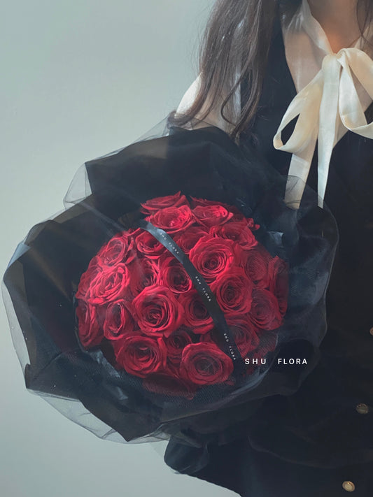 Classic Red Roses Bouquet with Chiffon