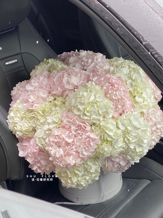 Hydrangea Hug Flower Box