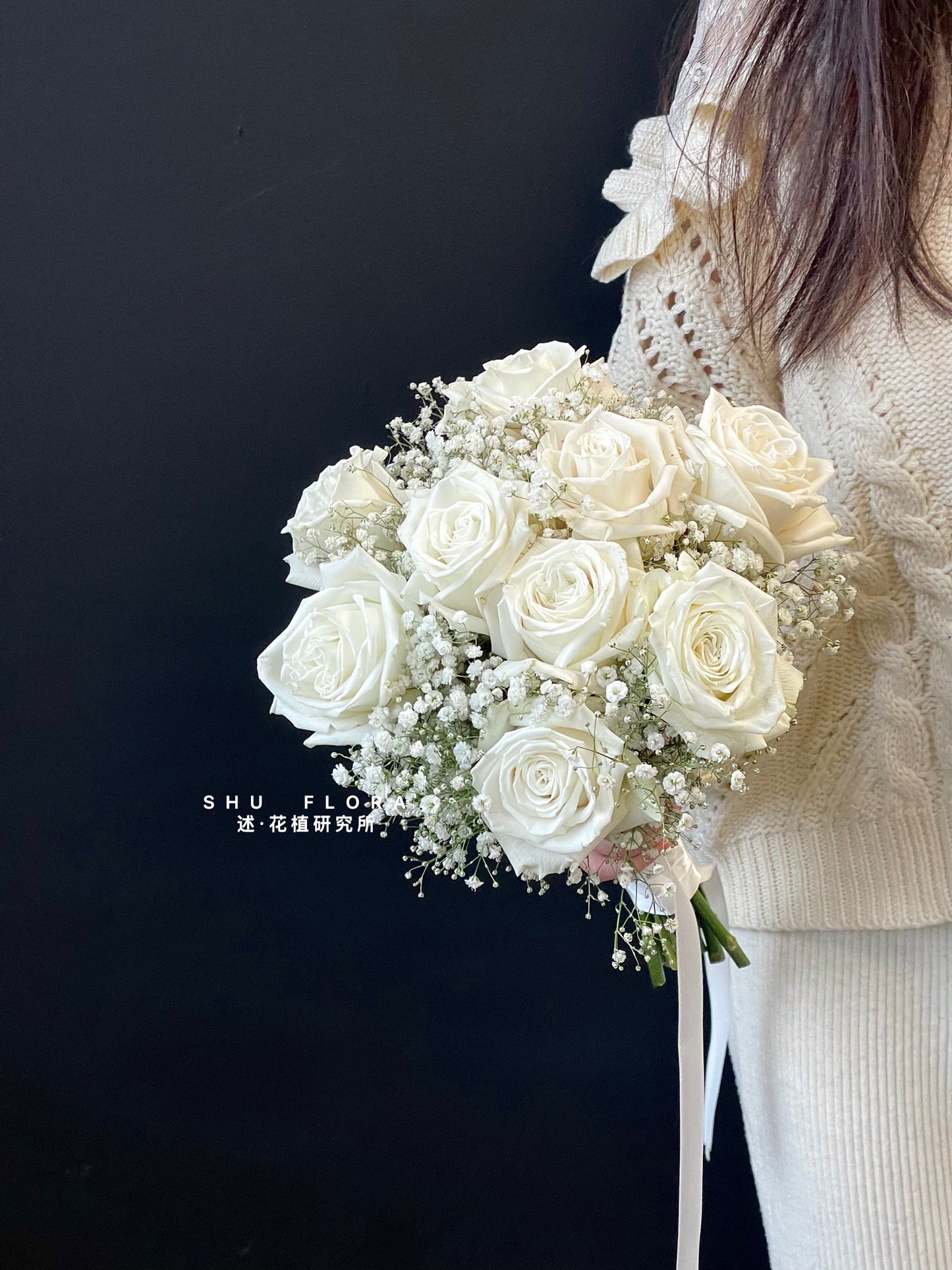 Classic white bridal bouquet