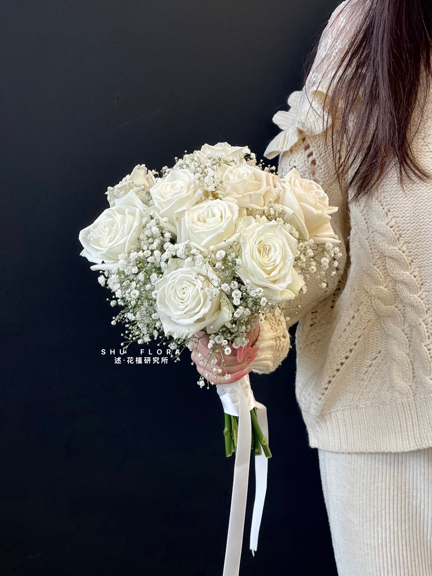 Classic white bridal bouquet