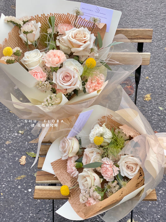 Creamy Mixed Flower Bouquet