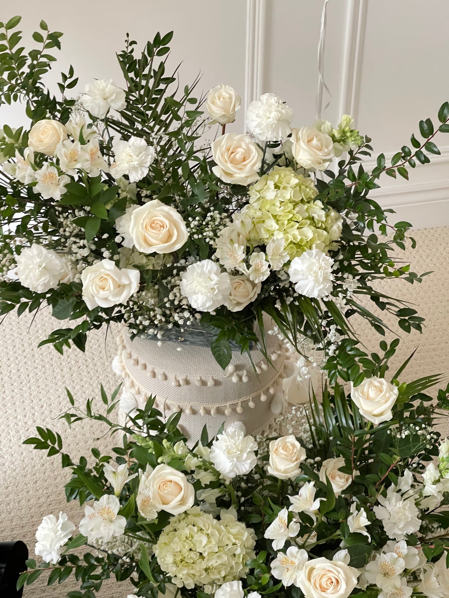 Garden Look Aisle Arrangement