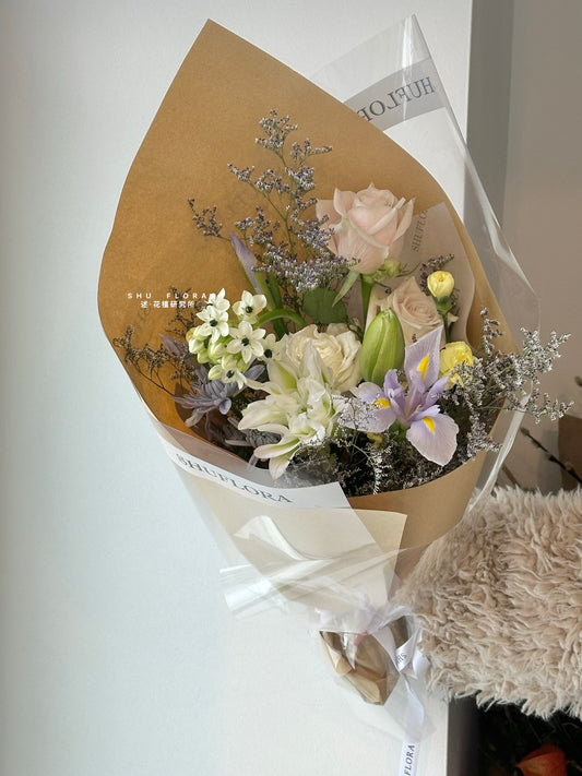 Grab & Go Mixed Flower Bouquet