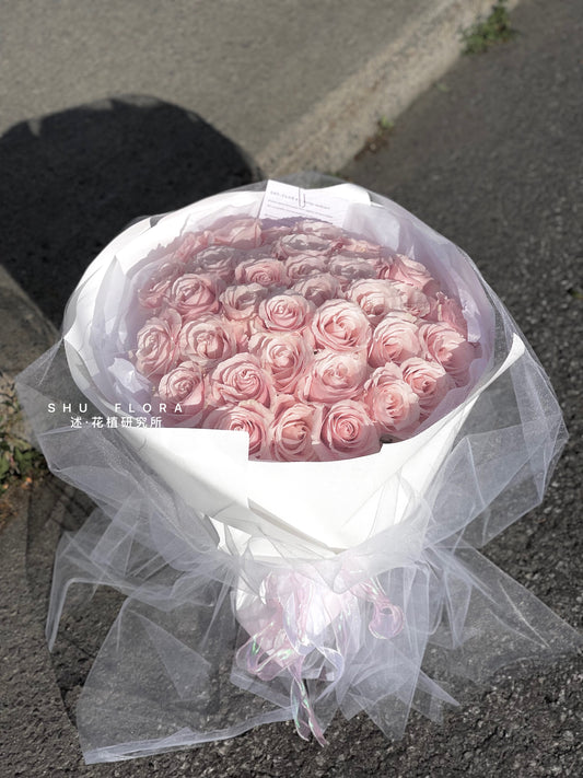 36-52 Roses Gift Bouquet